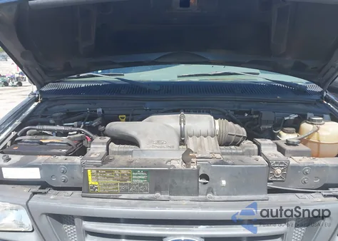 2004 Ford E-250 Commercial/Recreational из США, поврежденный, VIN 1FTNE24L64HA94495